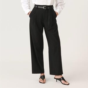Zara High Waisted Wide Leg Black Pleated Pants NWT Size M Tailored Trouser